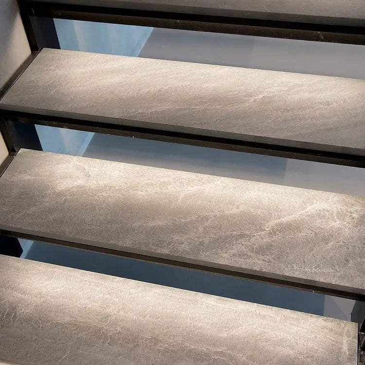 Marche habillage d'escalier en Ardoise PHYLLITE Noir - Minéral Pierre Naturelle