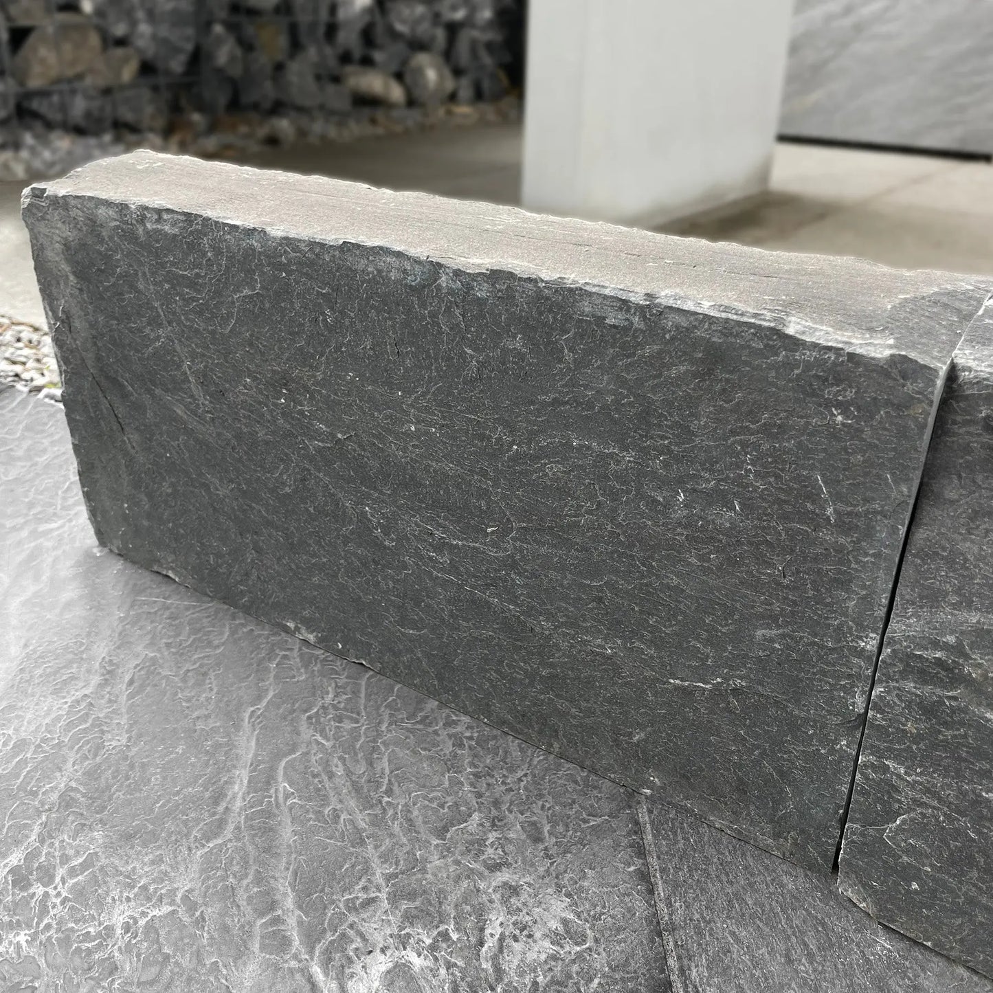 Bordure en PHYLLITE Minéral pierre naturelle