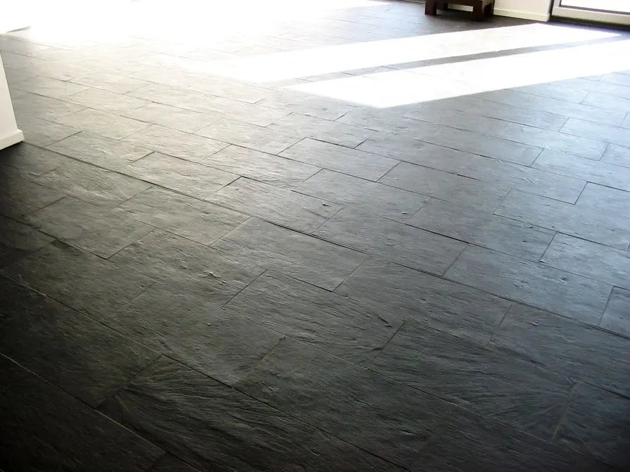 Dallage en ARDOISE NOIRE - Minéral Pierre Naturelle