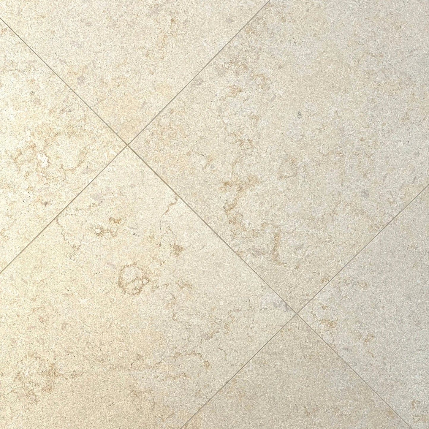 Dallage en calcaire BEIGE ROYAL - Minéral Pierre Naturelle