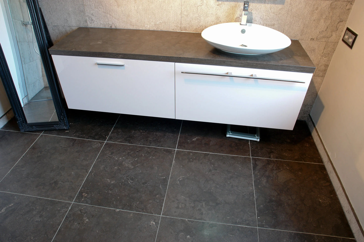 Dallage en BLUE STONE Adouci - Minéral Pierre Naturelle