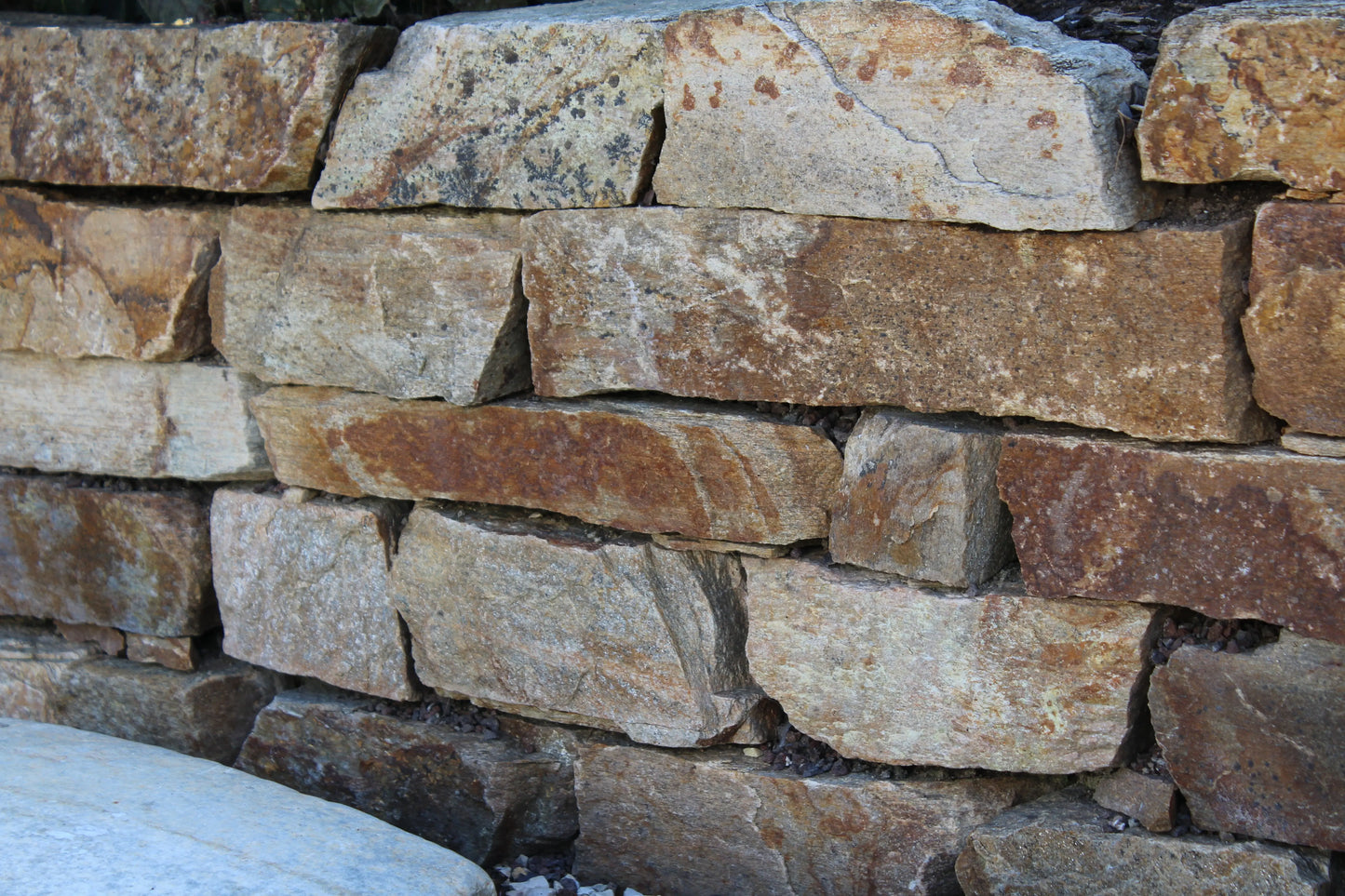 Barrette calibrée en GNEISS BEIGE - Minéral Pierre Naturelle