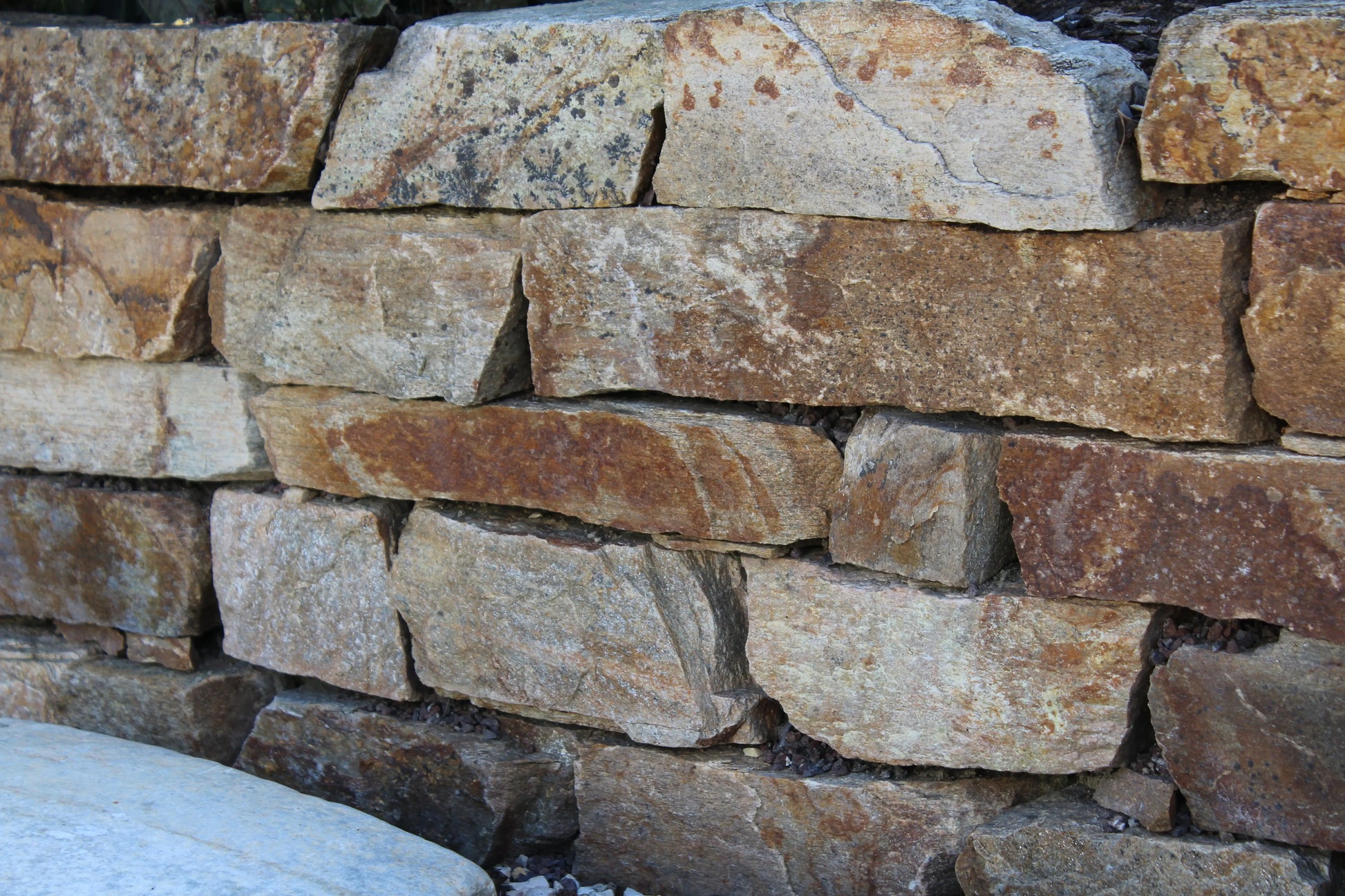 Barrette calibrée en GNEISS BEIGE - Minéral Pierre Naturelle