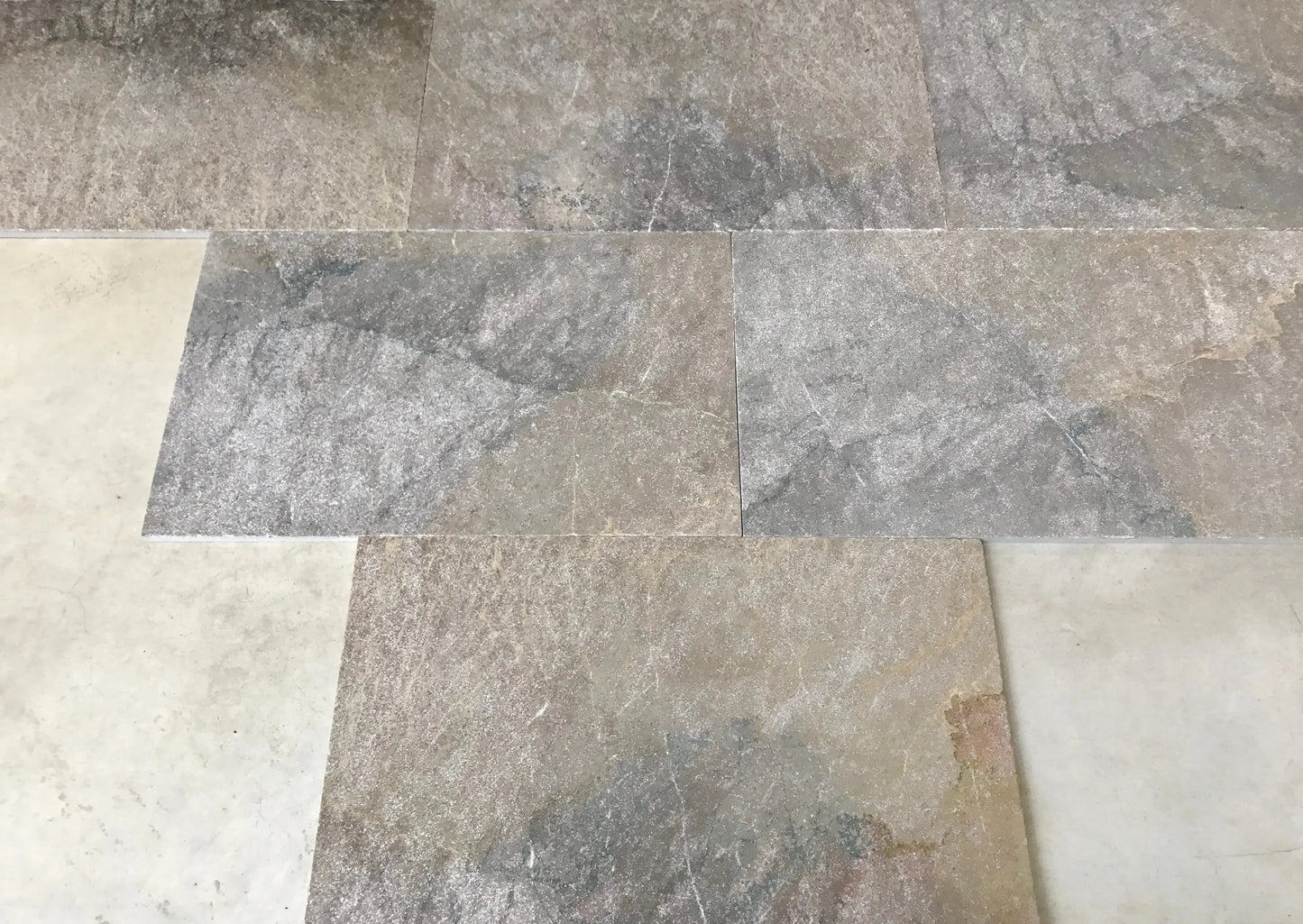 Dallage en pierre calcaire CEDRINO - Minéral Pierre Naturelle