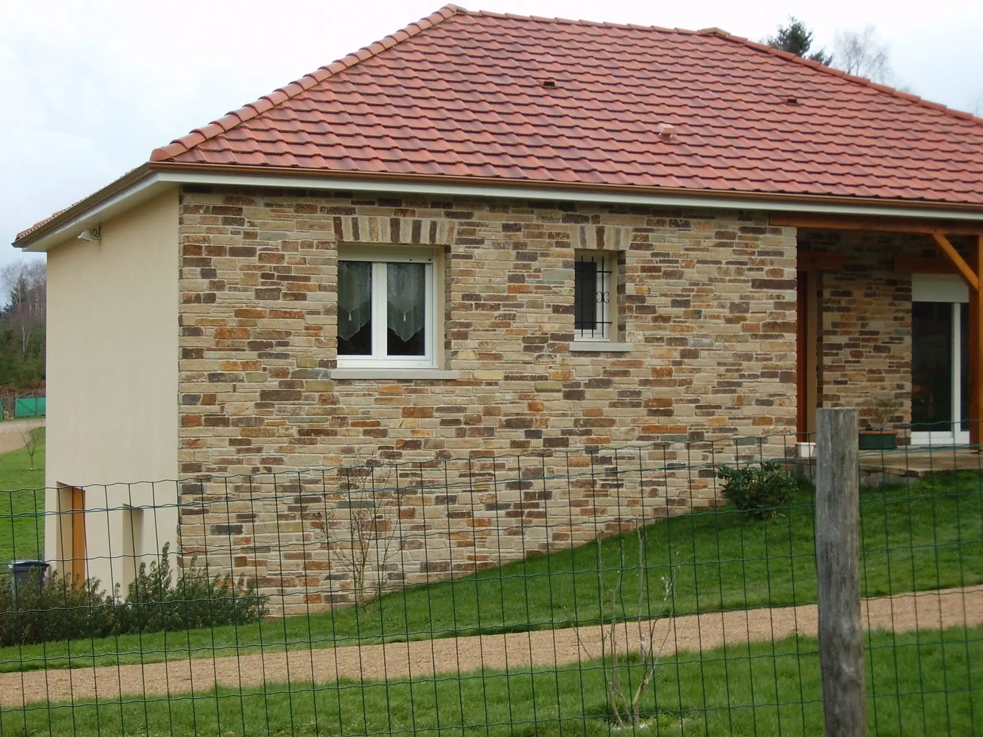 Barrette calibrée en GNEISS BEIGE - Minéral Pierre Naturelle