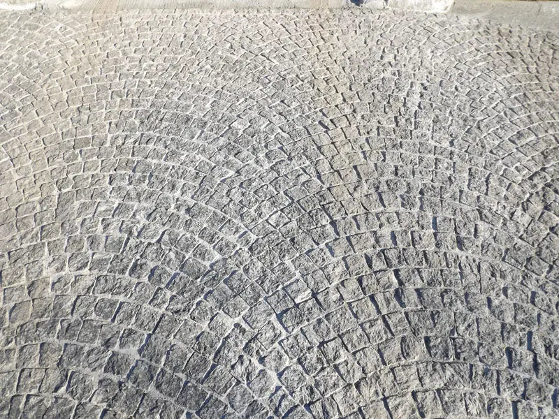 Pavé en Gneiss ALPINA WHITE - Minéral Pierre Naturelle