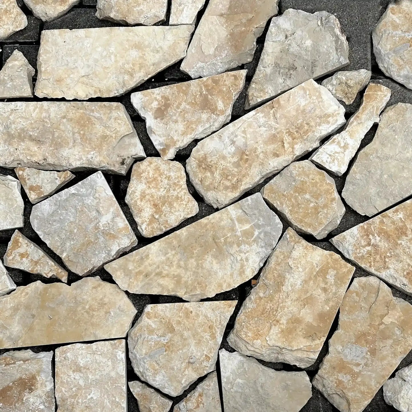 Pierre de parement calcaire beige ROCKFACE pour mur extérieur/intérieur