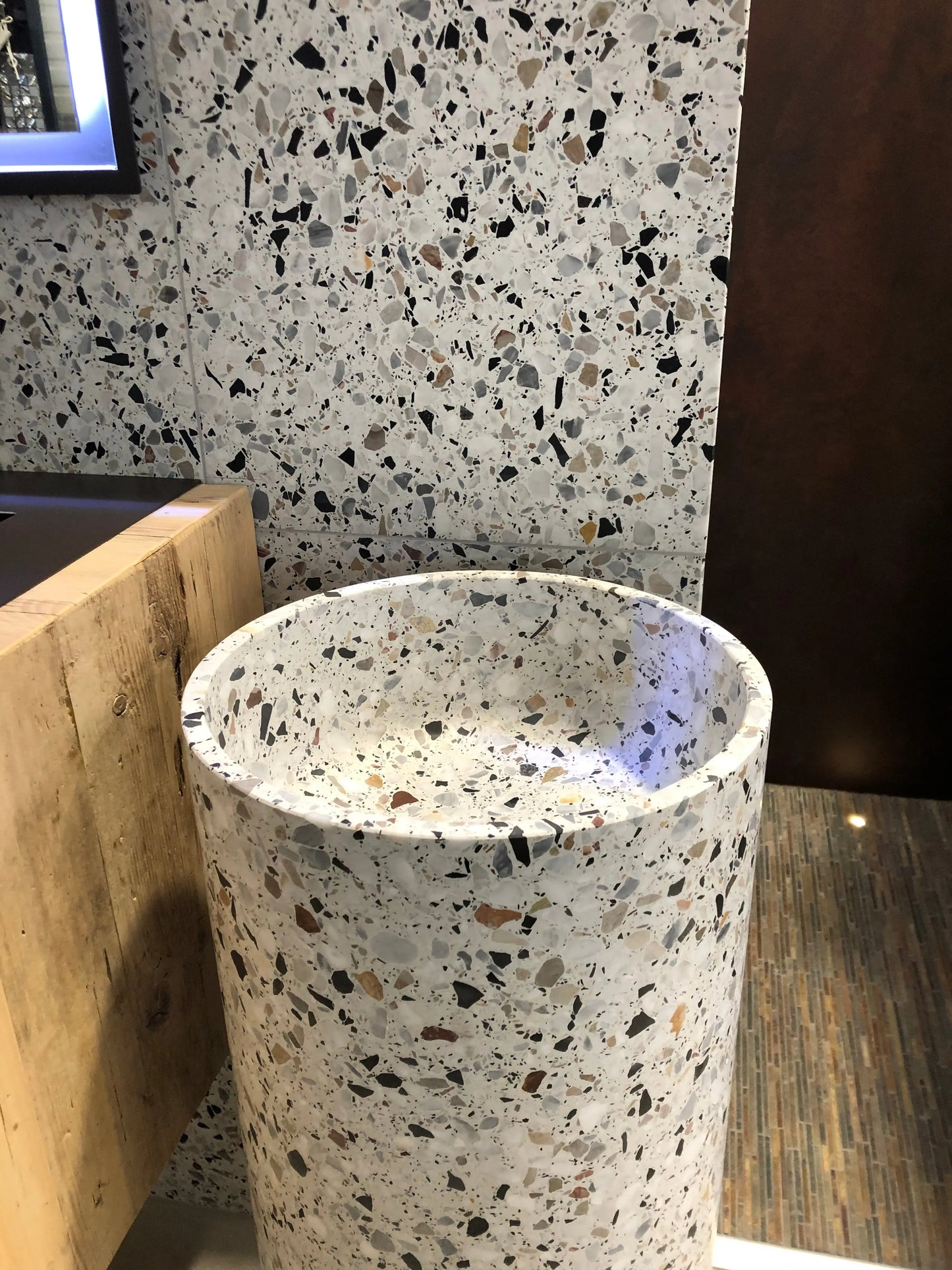 Dallage en terrazzo GRIGIO GROS - Minéral Pierre Naturelle