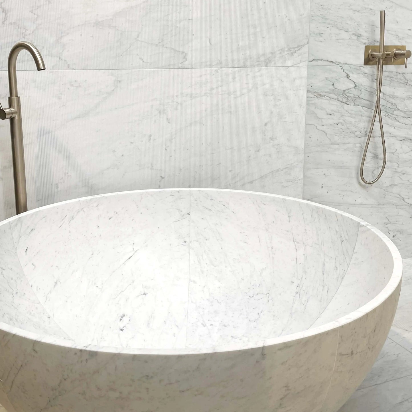 Marmor BLANC DE CARRARE GIOIA CLAIR abgehobelt