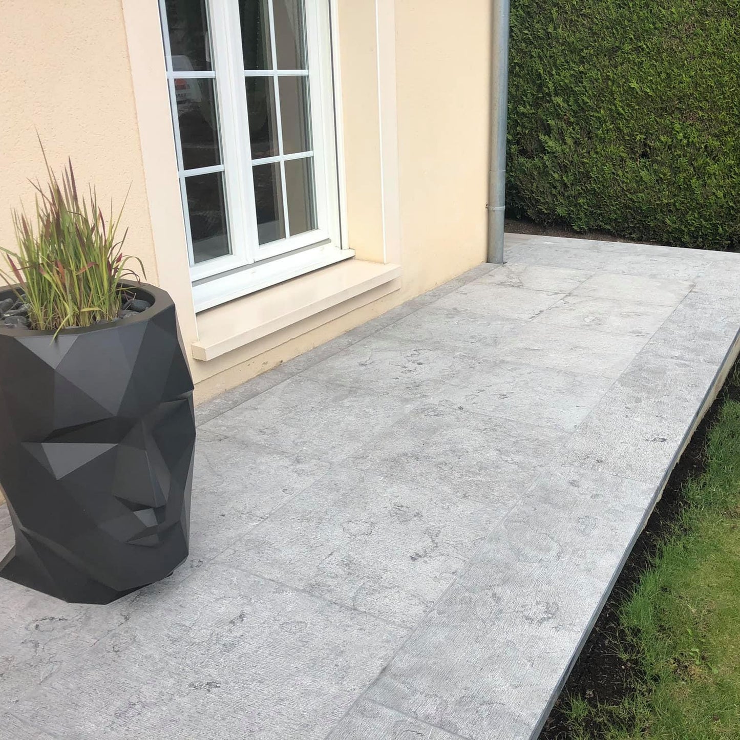 Bodenplatte BLUE STONE gerifelt