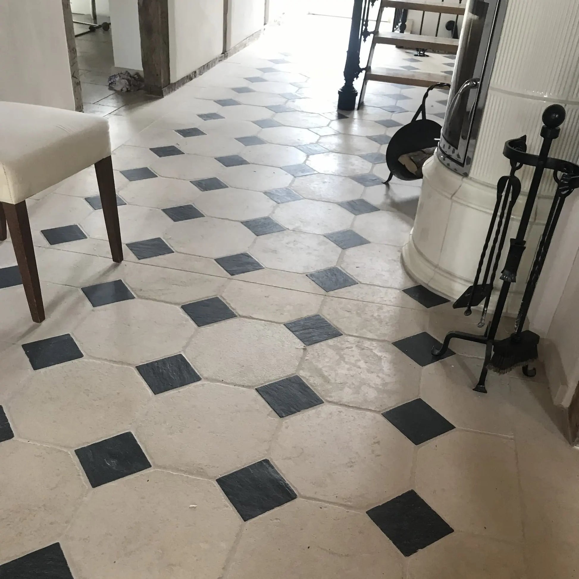 Dallage à cabochon en PIERRE CALCAIRE Minéral pierre naturelle