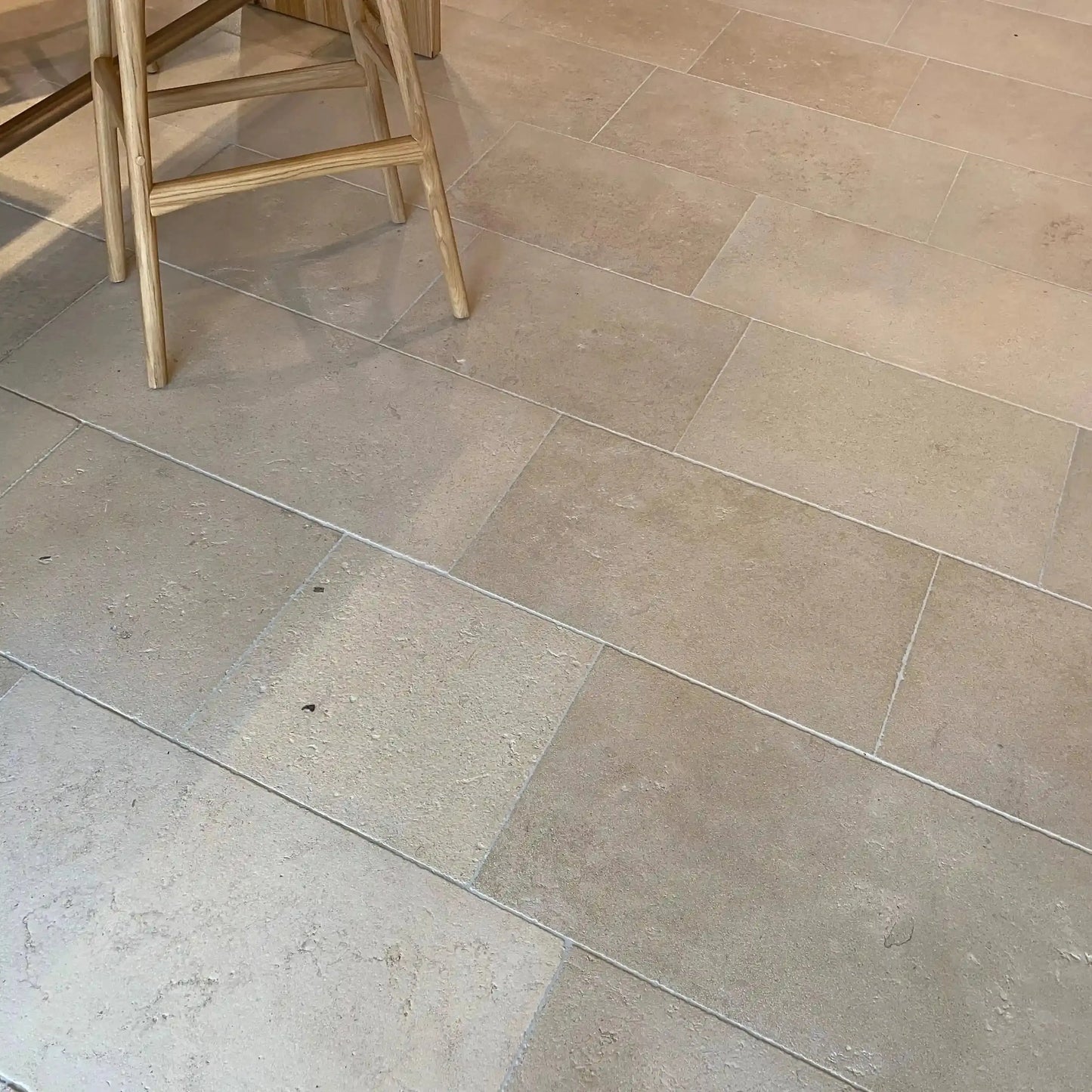 Bodenplatte Kalkstein Bourgogne MASSANGIS MIX