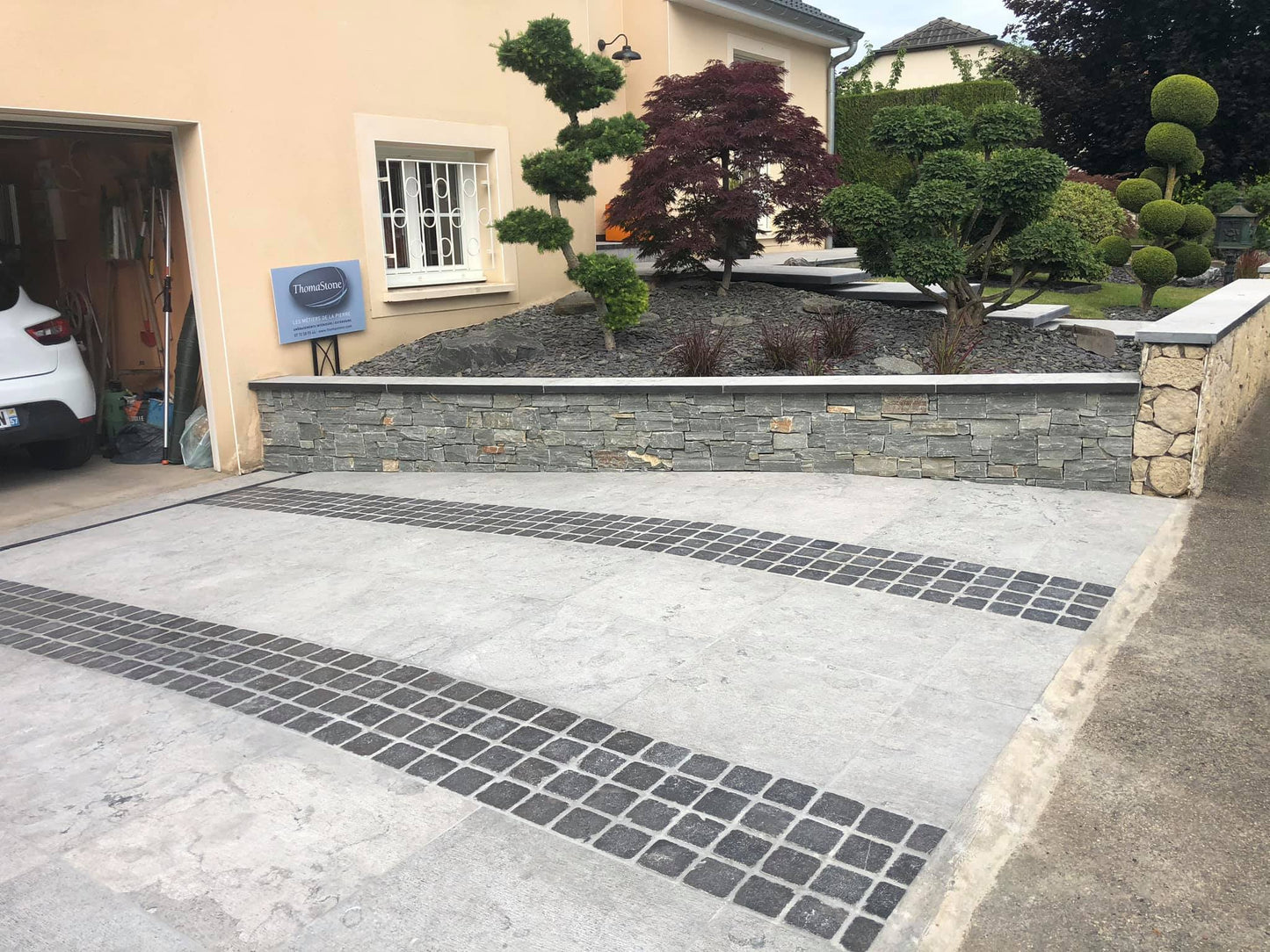 Bodenplatte BLUE STONE gerifelt
