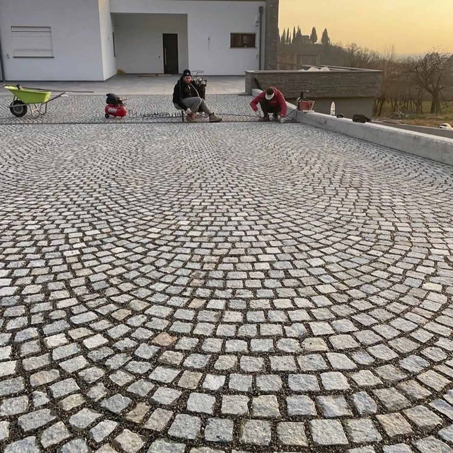 Pavé en PIERRE DE LUZERNE - Minéral Pierre Naturelle