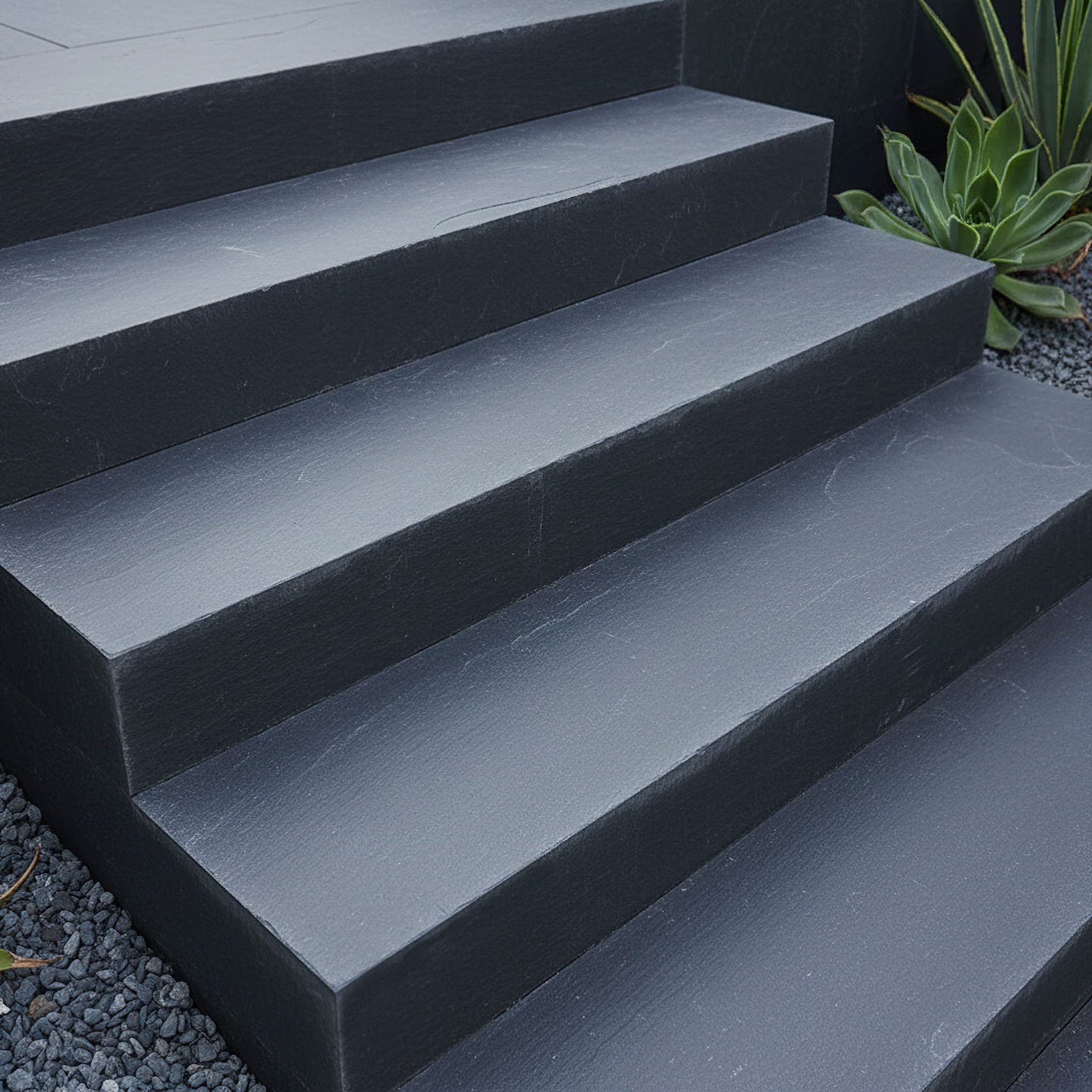 Blockstufe Schiefer BLACK SLATE AZUL