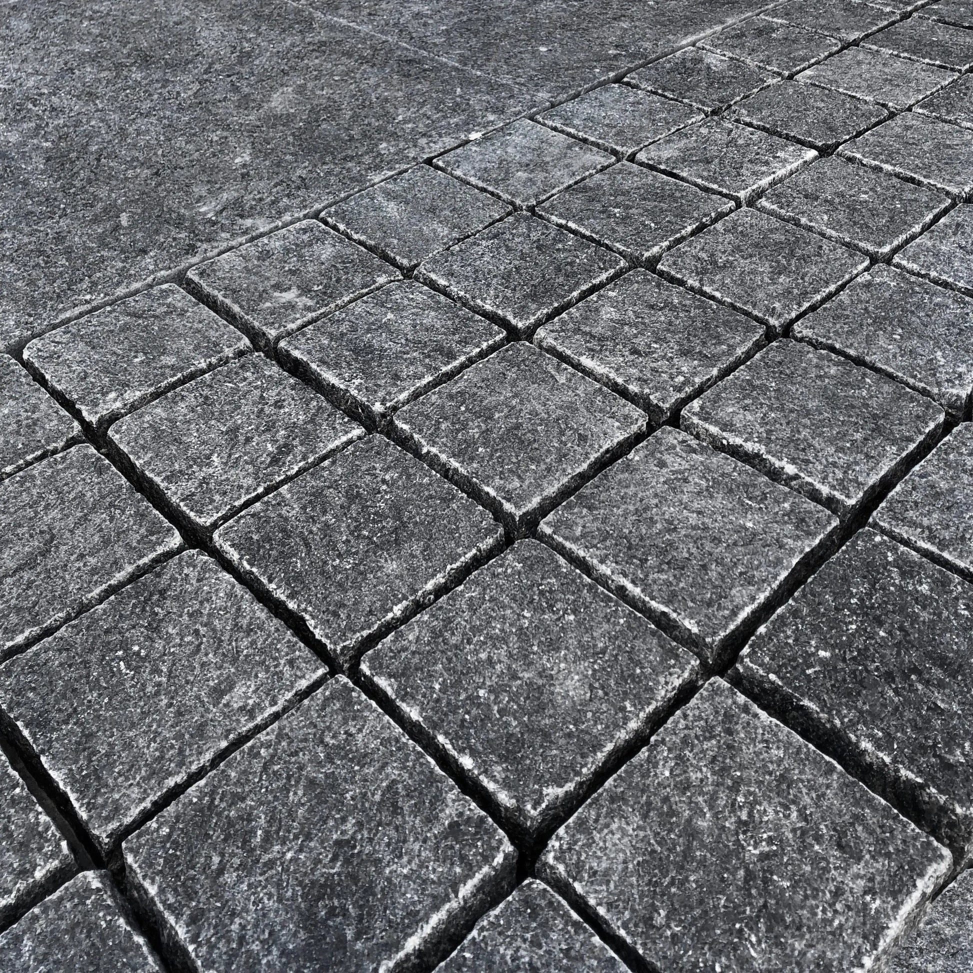 Pavé en granit JADE BLACK - Minéral Pierre Naturelle