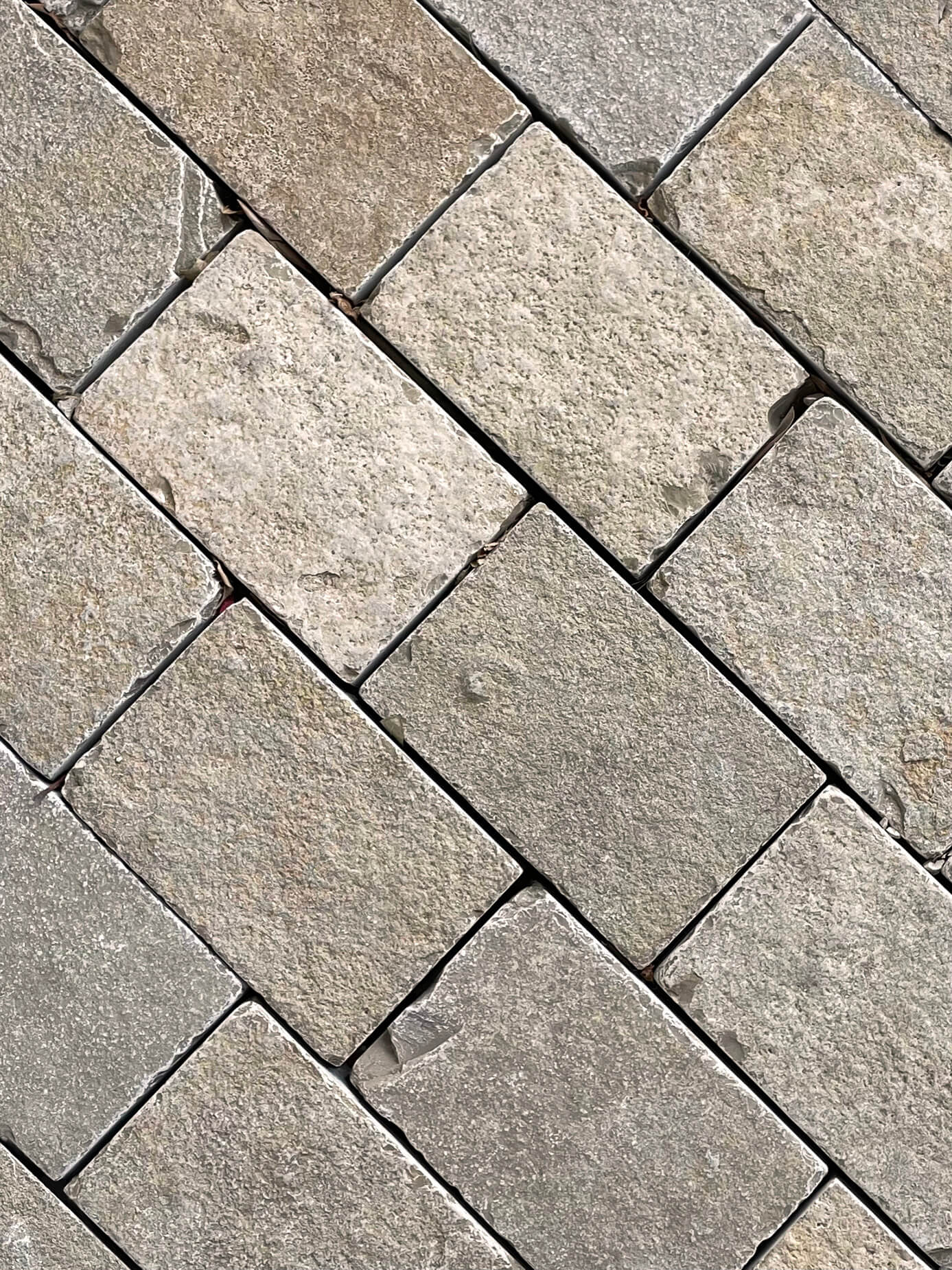 Pavé en pierre calcaire LIMA BEIGE - Minéral Pierre Naturelle