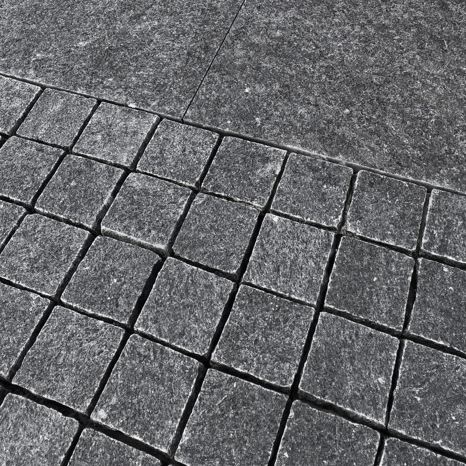 Pavé en granit JADE BLACK - Minéral Pierre Naturelle