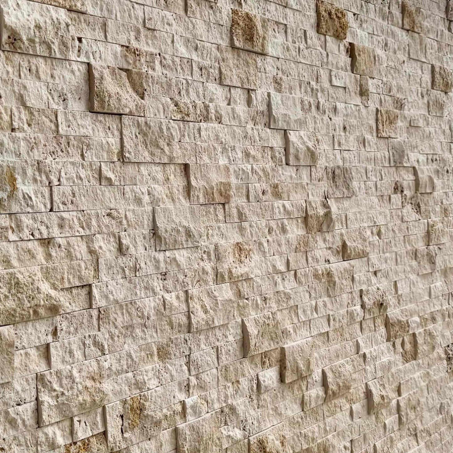 Parement TRAVERTIN LIGHT - Préassemblé - Minéral Pierre Naturelle