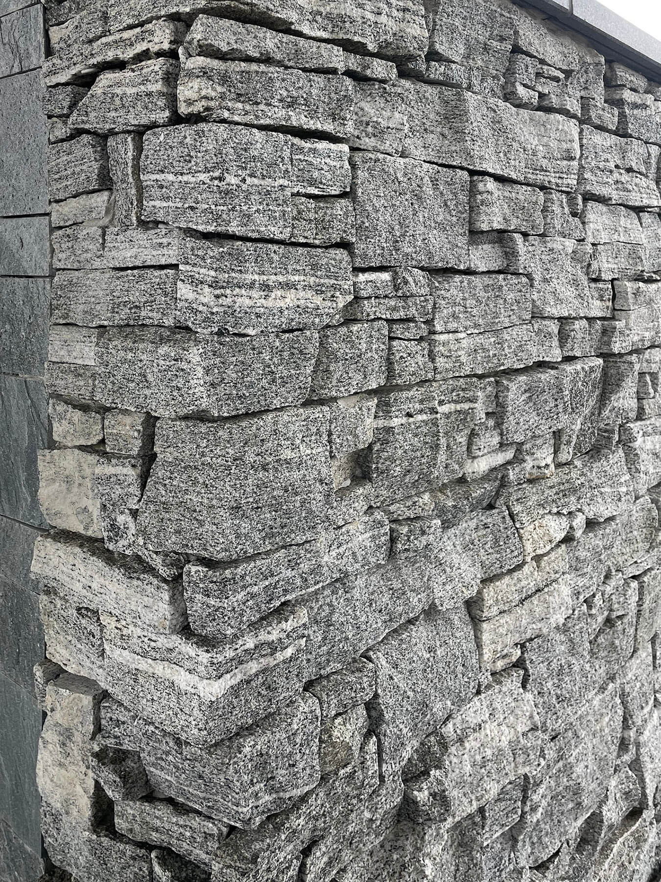 Verblender Granit MOUNTAIN GREY + Winkel