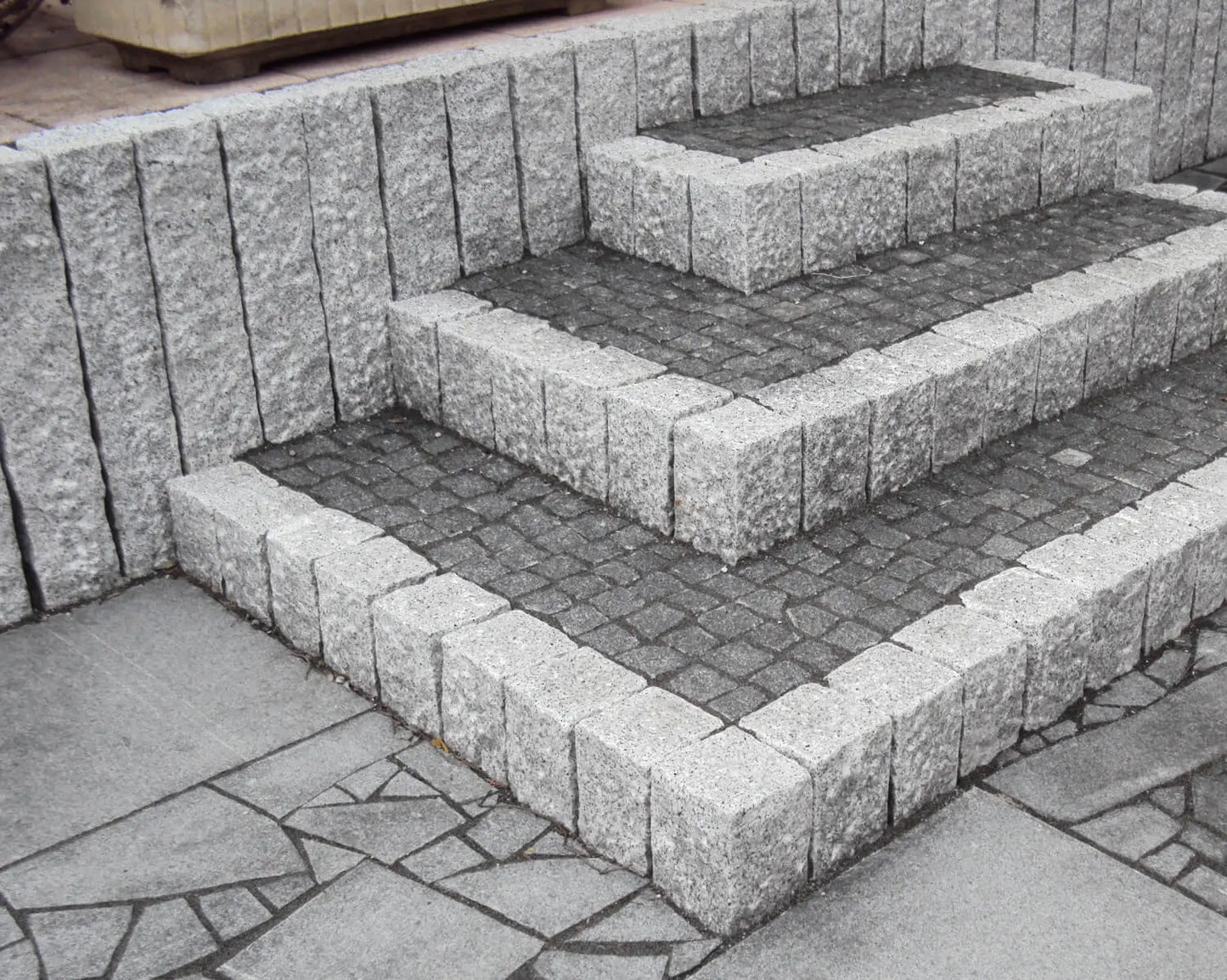 Palissade en granit SILVERSAND Broché - Minéral Pierre Naturelle