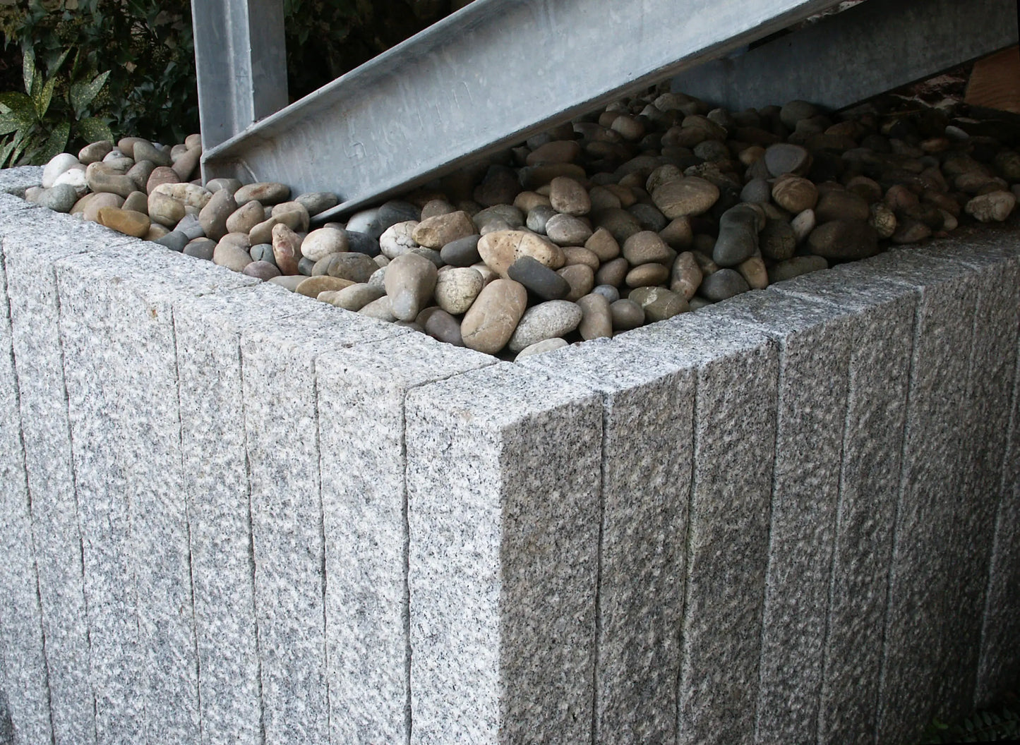 Palissade en granit SILVERSAND Broché - Minéral Pierre Naturelle