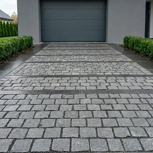 Allée carrossable en pavés de granit Kuru Dark à Saarwellingen