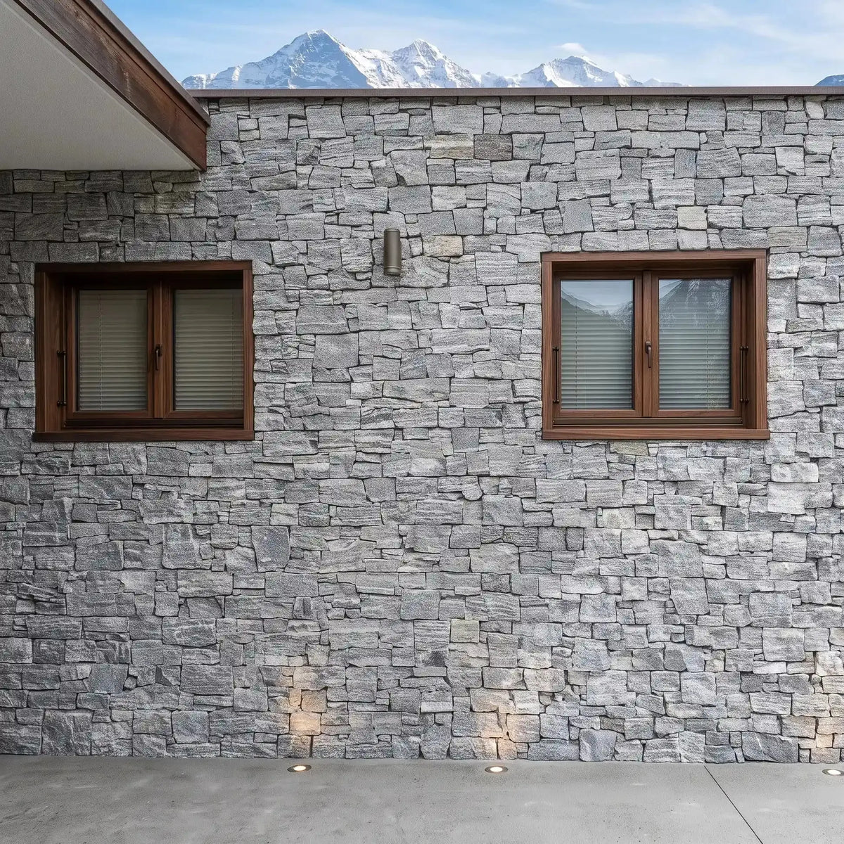 Fassade mit Verblendern Mountain Grey auf Netz in Dillingen