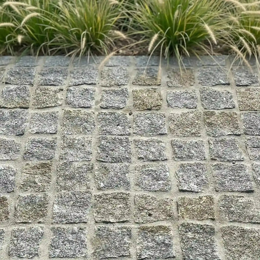 Pavé en granit mix gris jaune