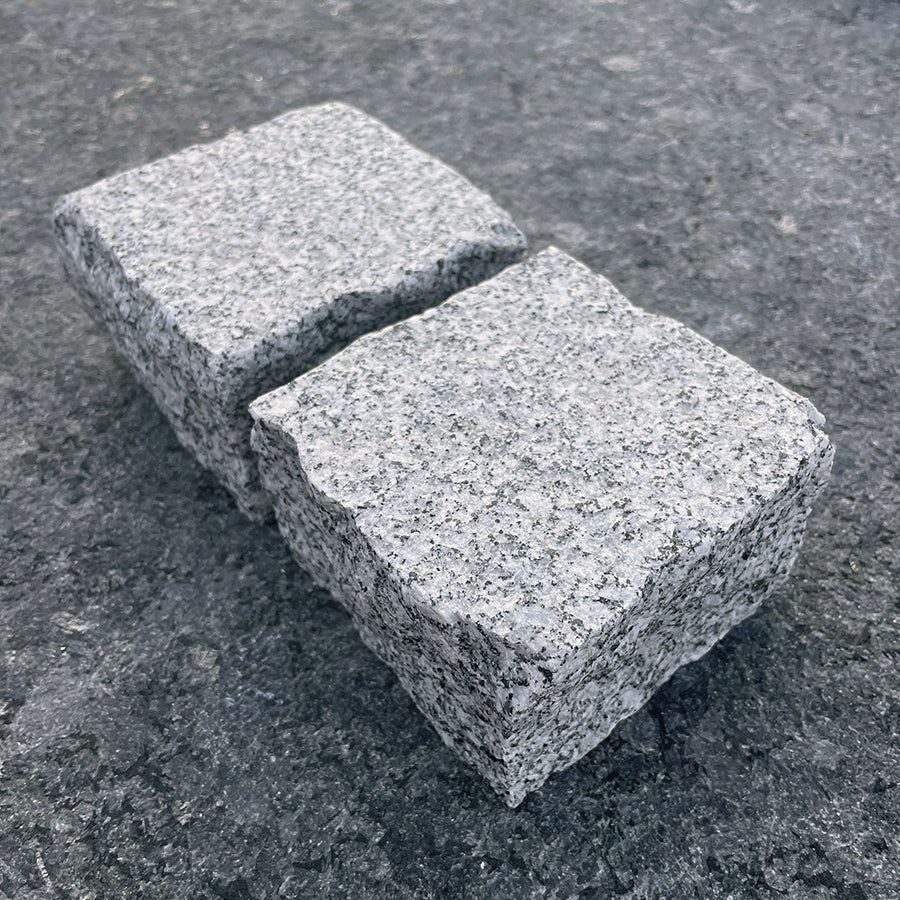Pflaster Granit SILVERSAND geflammt