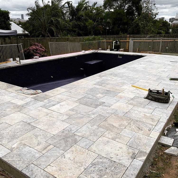 Bodenplatte TRAVERTIN SILVER