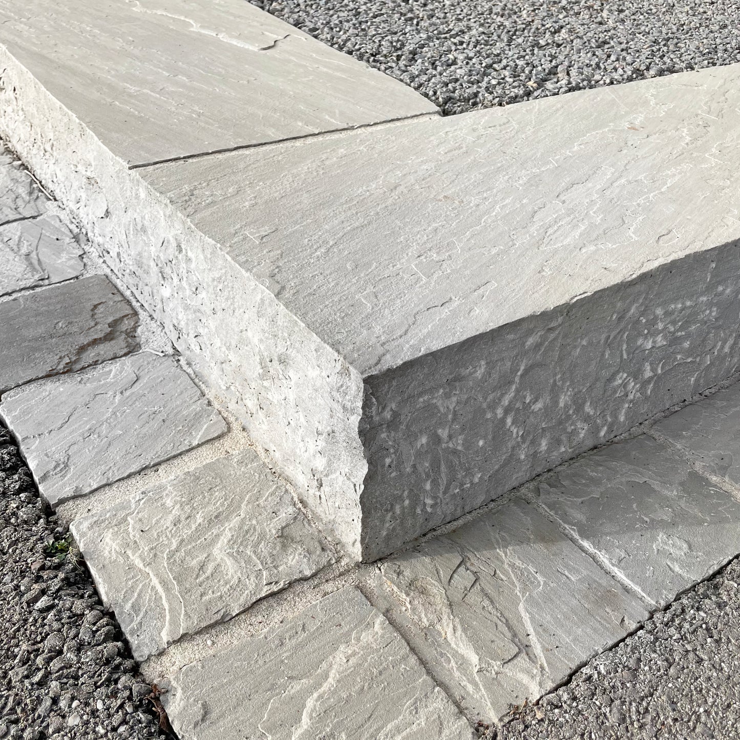 Blockstufe Quartzsandstein KANDLA GRAU