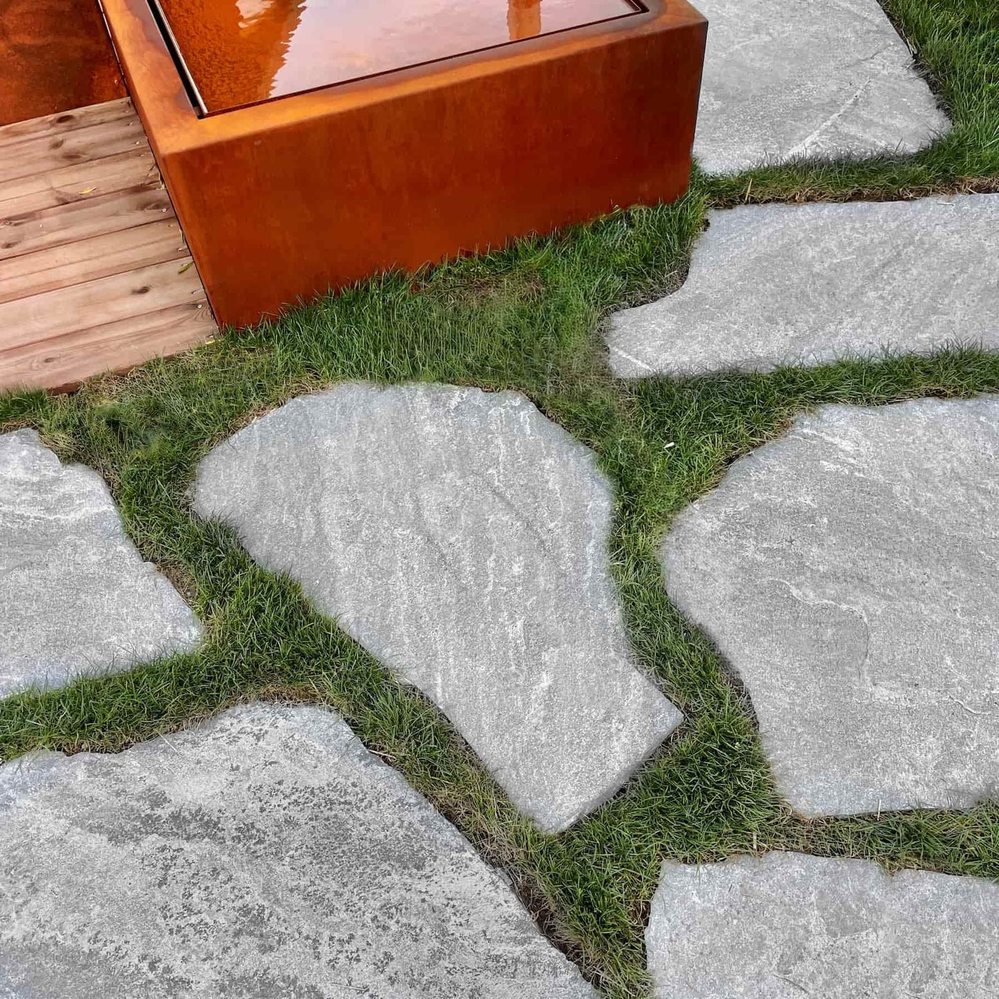 Trittstein QUARTZITE ADRIATICO - forme naturelle Minéral Naturstein