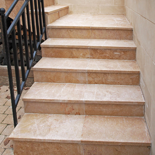 Treppe Kalkstein ALMENDRA