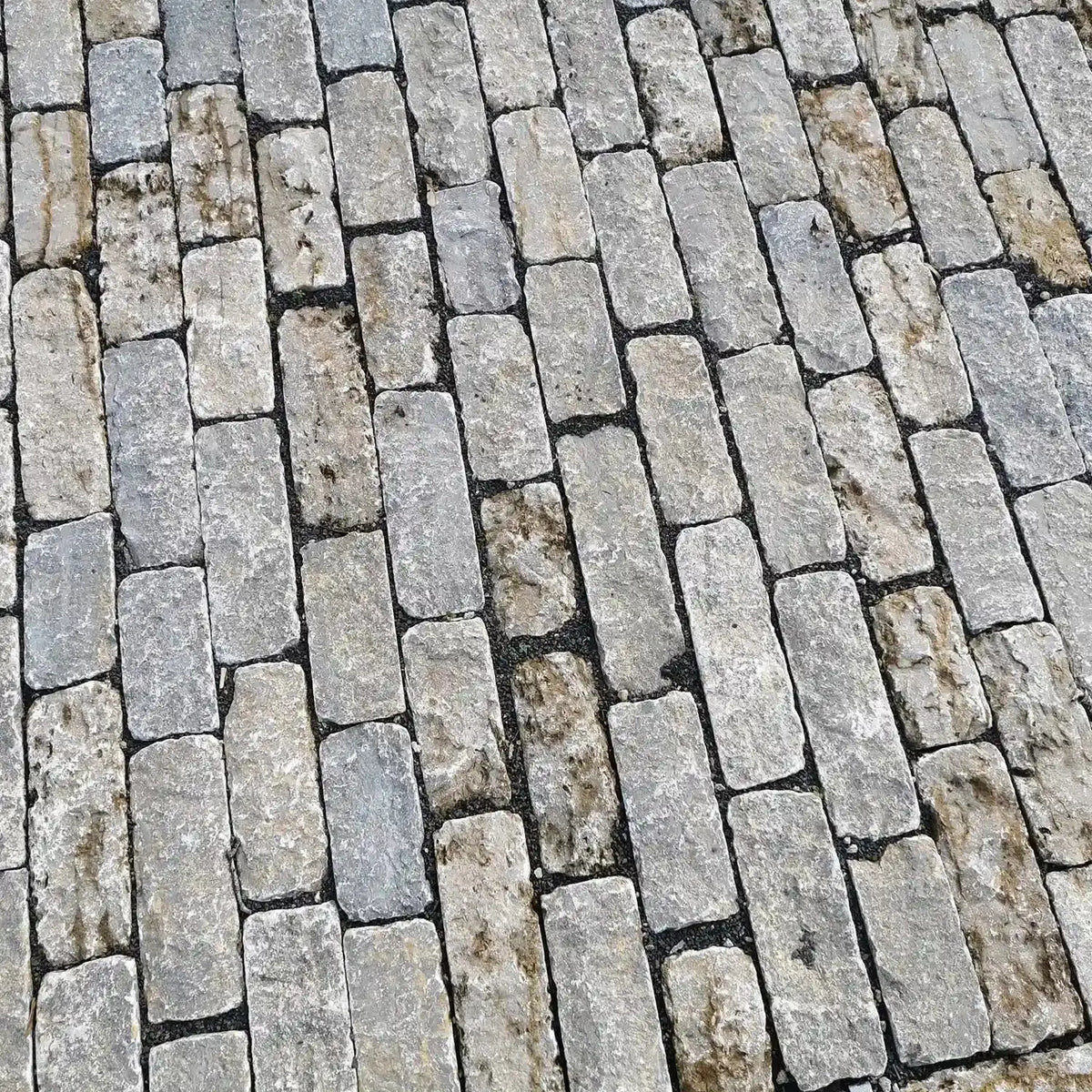 Pavé en pierre calcaire KIRCHHEIMER Naturel Minéral pierre naturelle