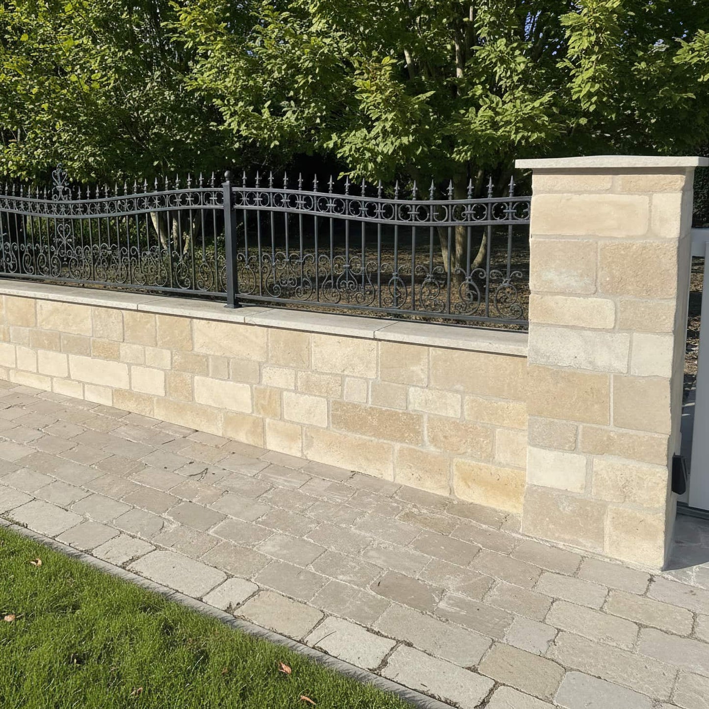 Parement en pierre calcaire ANTICA Minéral pierre naturelle