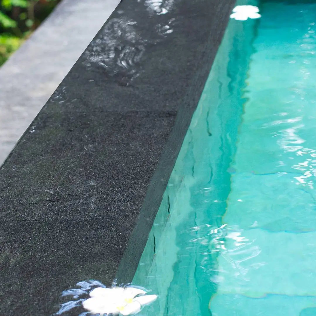 Margelle Basalt SUPER BLACK - Épaisseur 6 cm - Minéral Naturstein