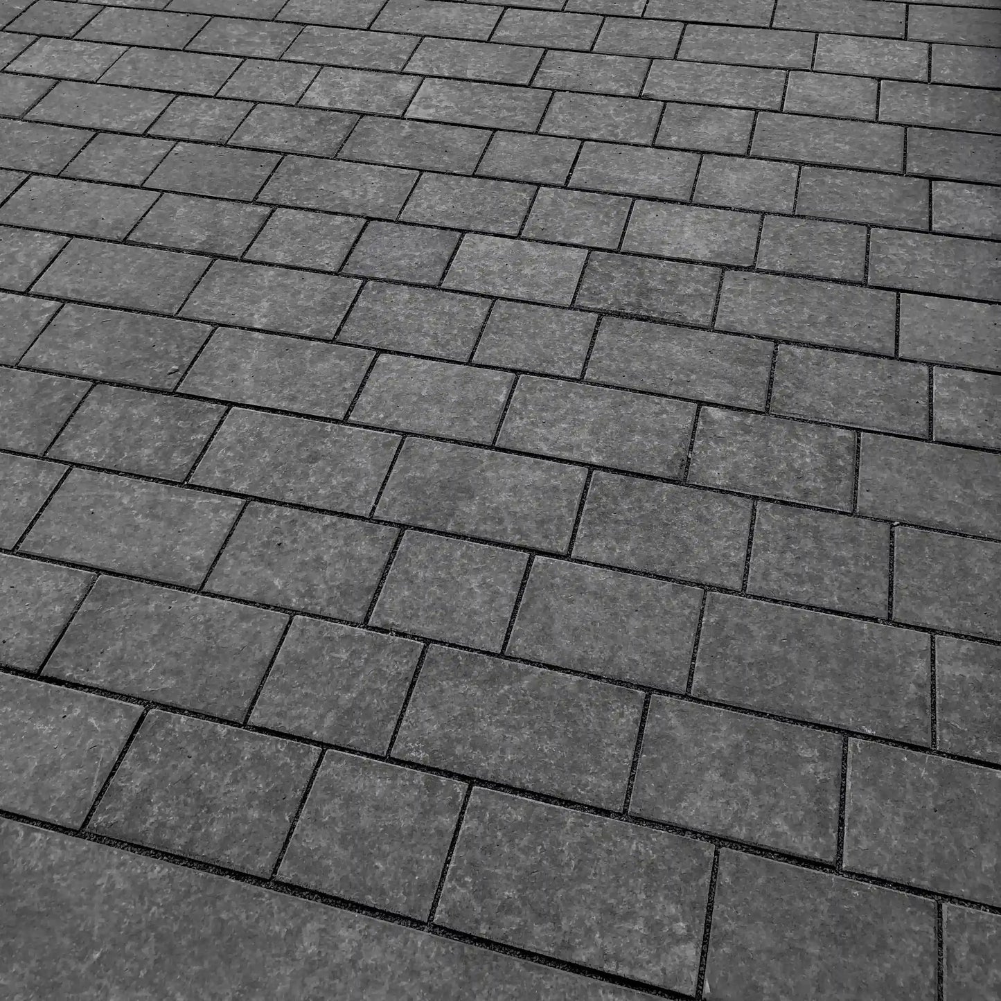 Pflaster Basalt SUPER BLACK geflammt Minéral Naturstein
