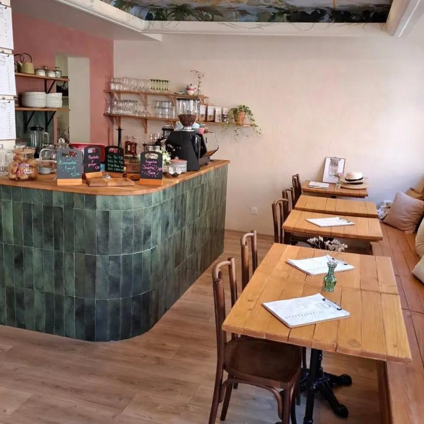 Keramik MOSS mit Zellige-Effekt