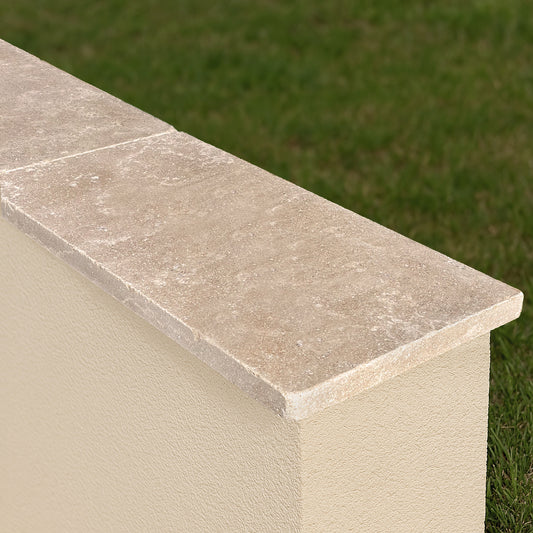 Couvre mur en pierre calcaire SINAI PEARL (sans larmiers) - couvertine beige clair en finition vieilli