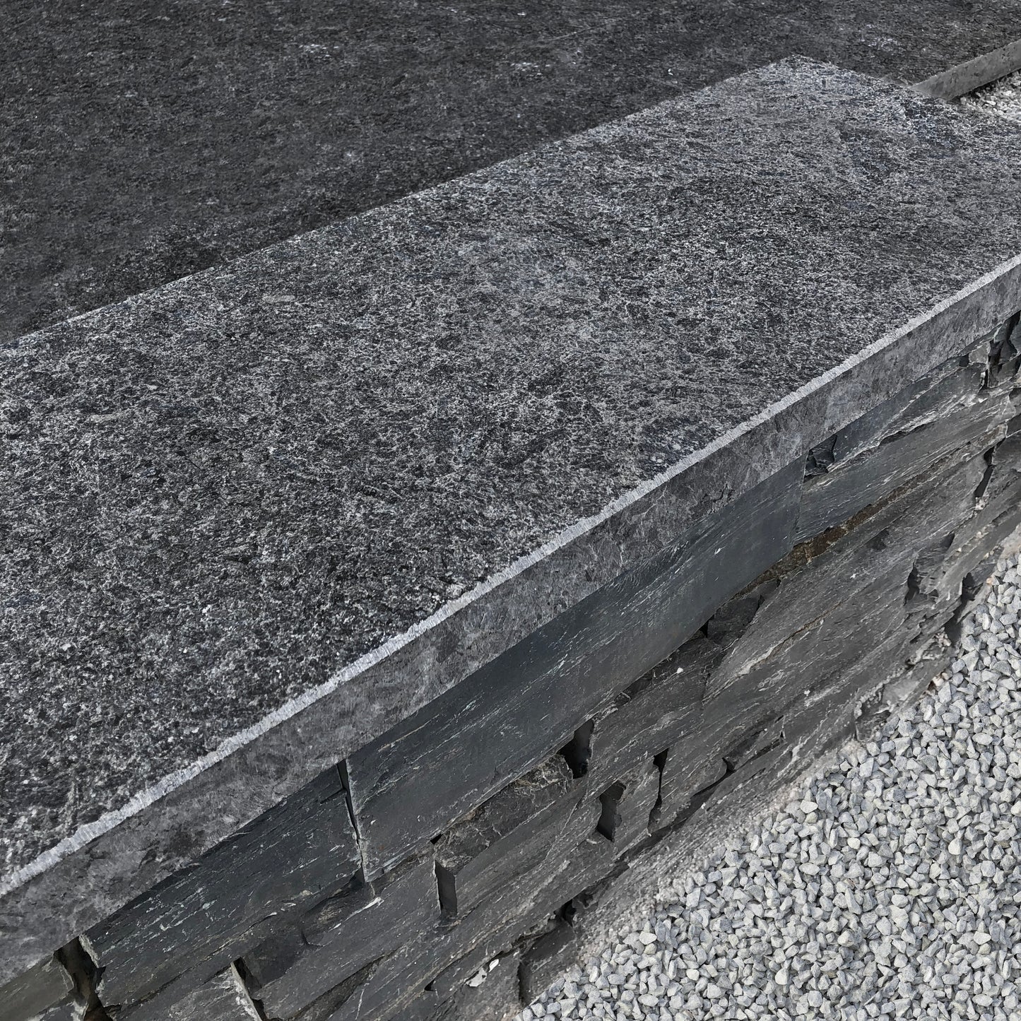 Mauerabdeckungen Granit JADE BLACK