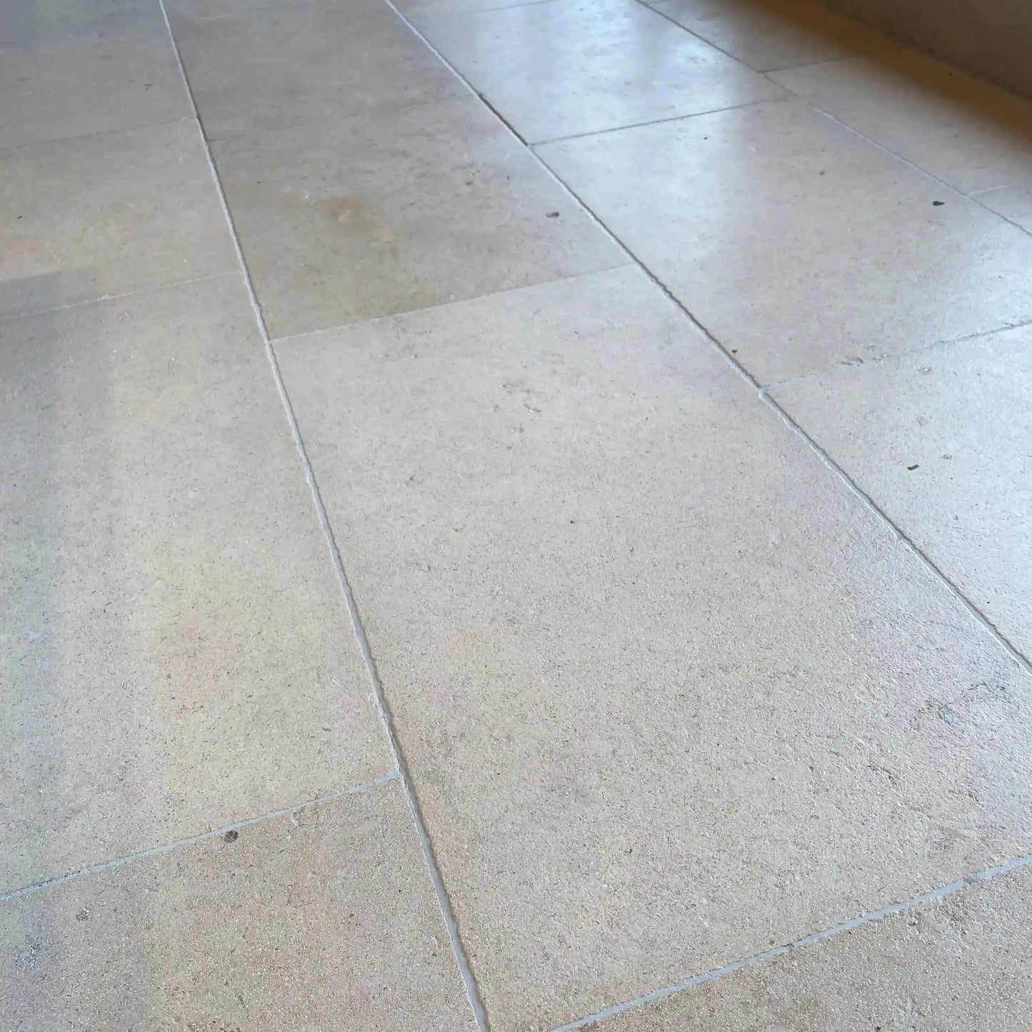 Bodenplatte Kalkstein Bourgogne MASSANGIS MIX