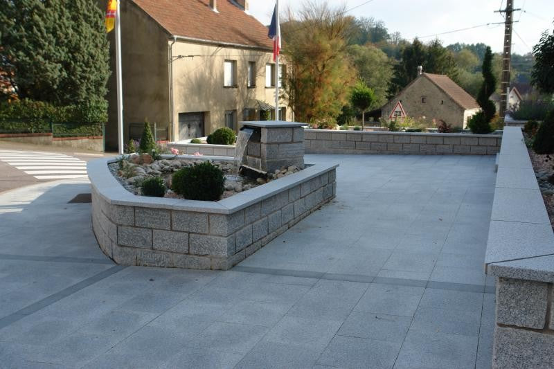 Bodenplatte Granit SILVERSAND