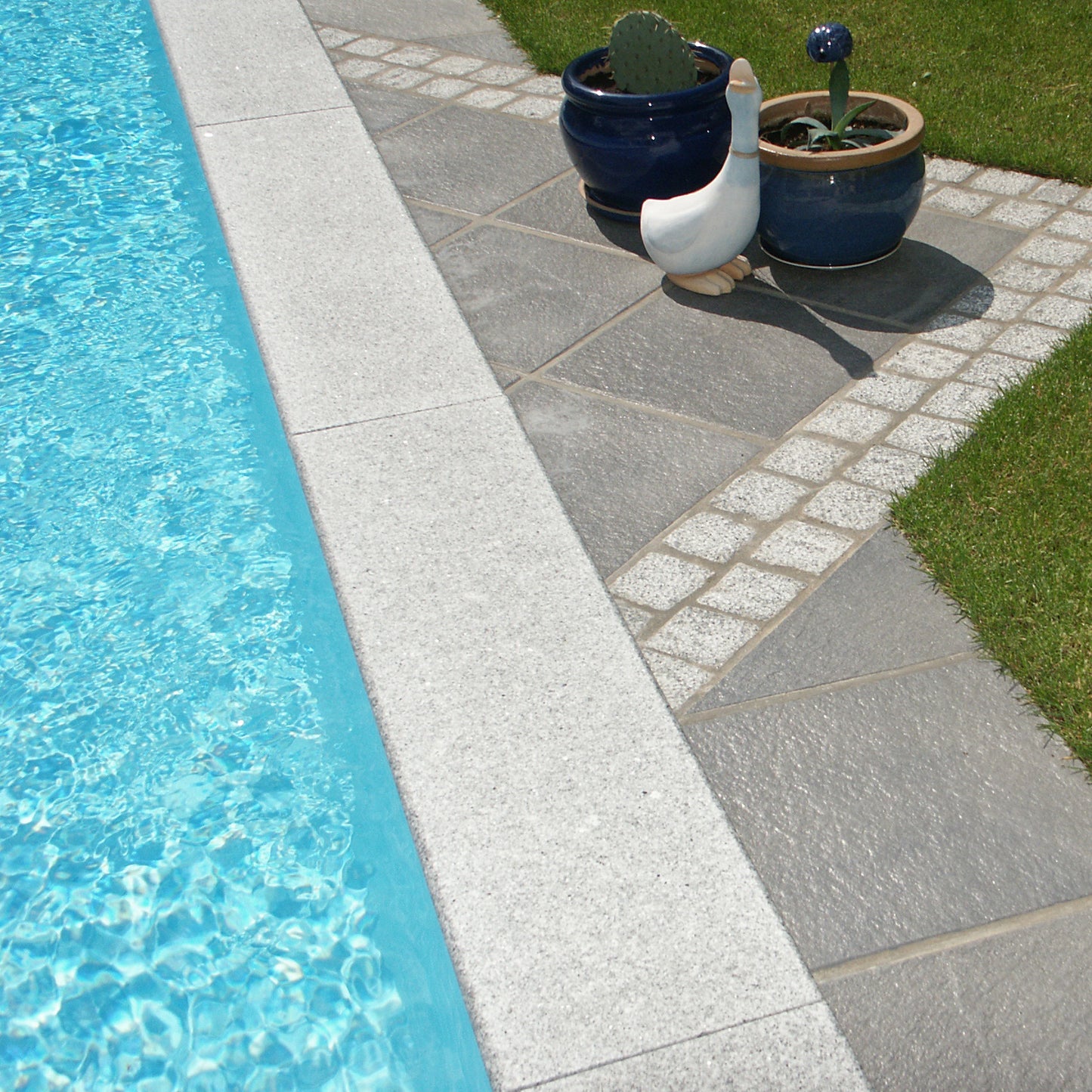Poolrandplatte Granit SILVERSAND