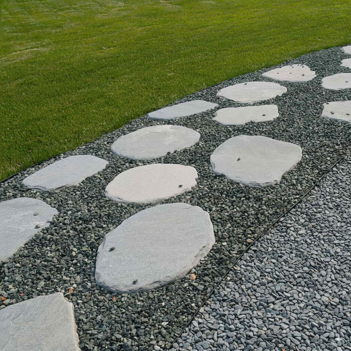 Pas japonais en QUARTZITE ADRIATICO Minéral pierre naturelle