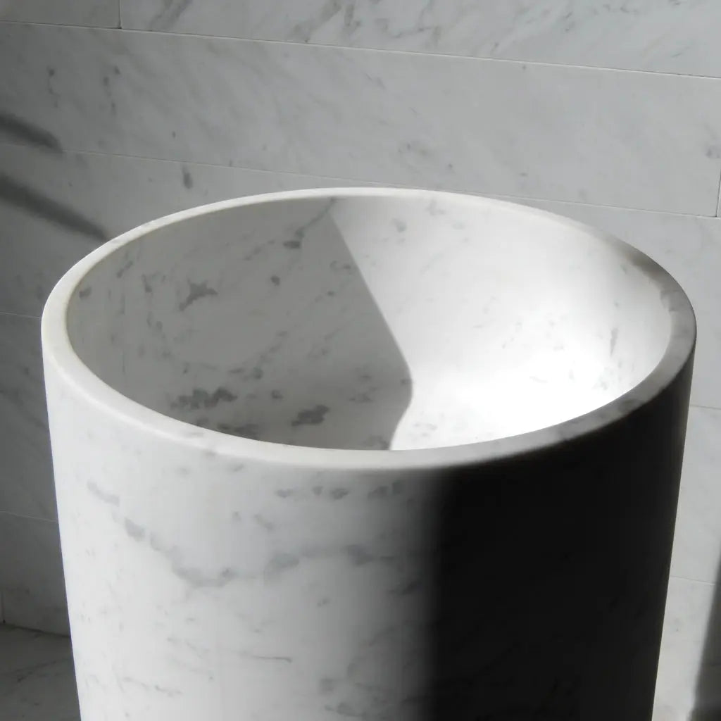Vasque sur pied en marbre blanc CARRARE GIOIA