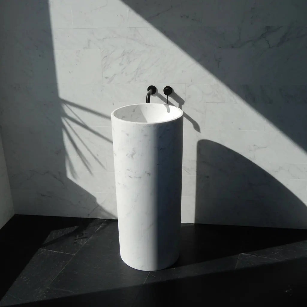 Vasque sur pied en marbre blanc CARRARE GIOIA