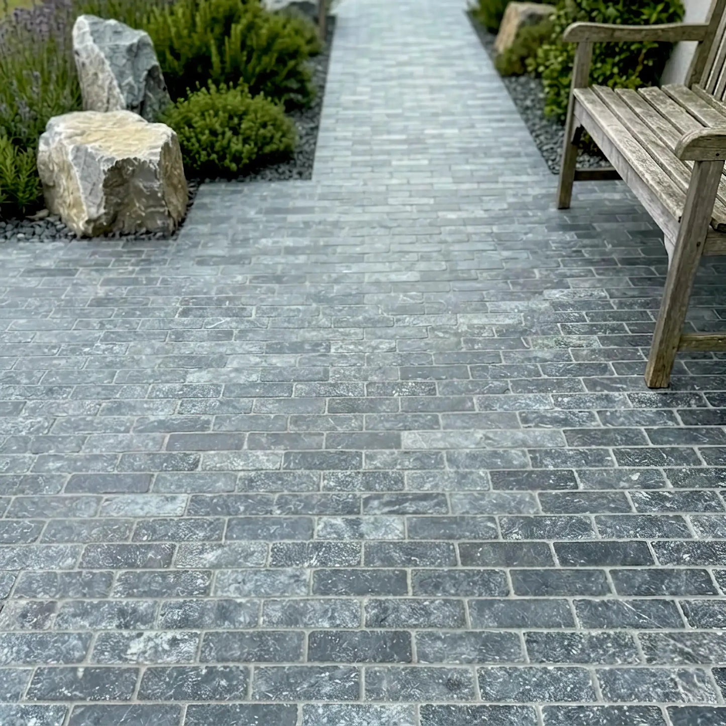 Pavé briquette en Pierre Bleue OCEAN BLUE Minéral pierre naturelle