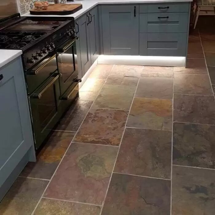 Bodenplatte QUARTZITE PEACOCK