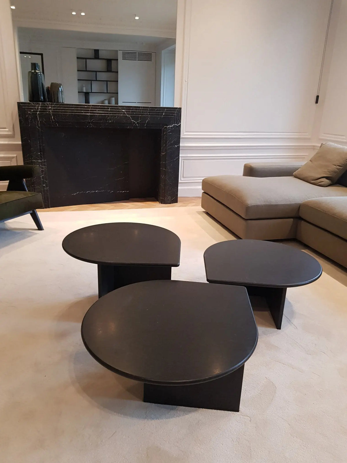 tables-Schwarz-Z-Cheminee-Marquina-scaled.jpg